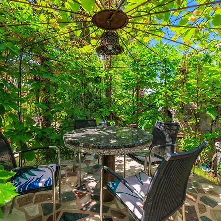 Rasa Apartman Malinska